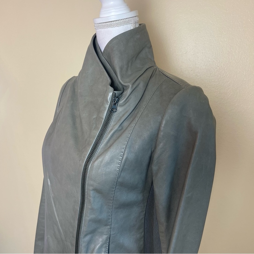 Vince Women’s Genuine Leather Jacket S Funnel Neck Olive Green Minimalist Chic - Picture 2 of 15
